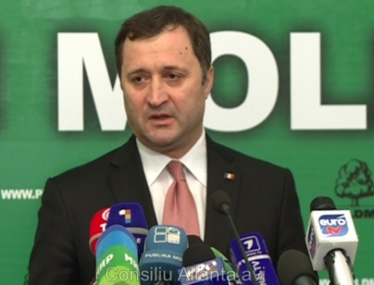 Vlad Filat: Zubco nu este suspendat, ci se afla in concediu! Trebuie sa-si dea demisia Vlad Filat: Zubco nu este suspendat, ci se afla in concediu! Trebuie sa-si dea demisia