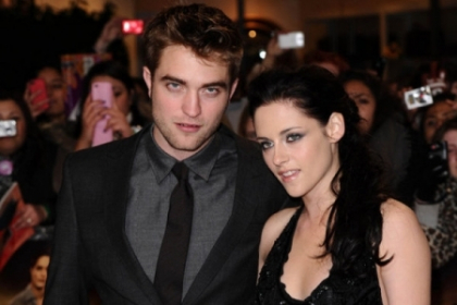 Numai s-au impacat si iar se despart. De ce a parasit-o Robert Pattinson pe Kristen Stewart de aceasta data
