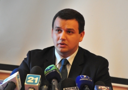 Tomac: Pentru Traian Basescu relatia cu RM reprezinta un proiect de suflet
Tomac: Pentru Traian Basescu relatia cu RM reprezinta un proiect de suflet