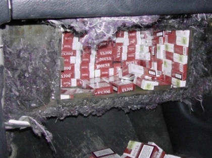 Doua tentative de contrabanda cu tigari, esuate. Peste doua mii de pachete, confiscate 