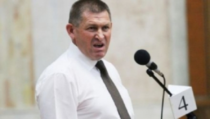 Indemnul lui Butmalai: Sa sustinem cu totii demiterea lui Plahotniuc! Indemnul lui Butmalai: Sa sustinem cu totii demiterea lui Plahotniuc!