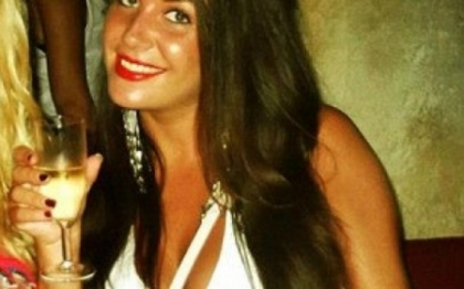 Ultima ei noapte de distractie cu prietenii in club. Totul s-a terminat tragic in fata casei. FOTO