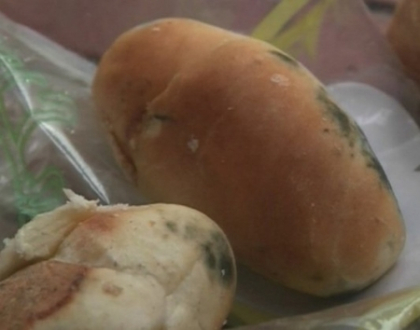 Croissante mucegaite, covrigi si bauturi expirate de 20 de zile! Ce s-a mai gasit intr-un magazin din Chisinau Croissante mucegaite, covrigi si bauturi expirate de 20 de zile! Ce s-a mai gasit intr-un magazin din Chisinau