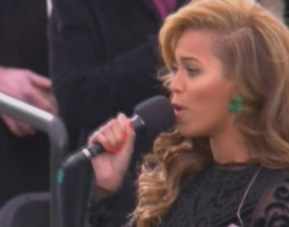 Un nou scandal ia amploare! Beyonce nu a cantat live imnul Statelor Unite Un nou scandal ia amploare! Beyonce nu a cantat live imnul Statelor Unite