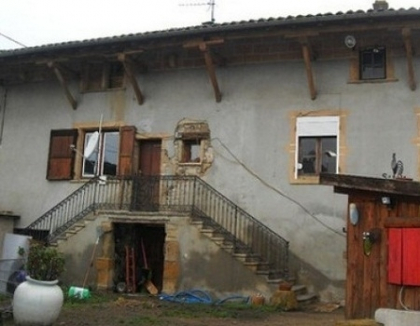 Si-a scos casa la vanzare pe eBay la pretul de un euro. De ce toata lumea fuge de aceasta locuinta Si-a scos casa la vanzare pe eBay la pretul de un euro. De ce toata lumea fuge de aceasta locuinta