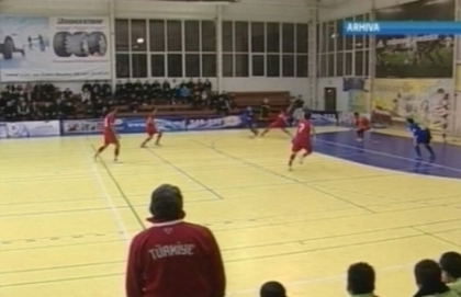 Nationala de fotbal in sala a Moldovei a invins Malta in preliminariile Campionatului European Nationala de fotbal in sala a Moldovei a invins Malta in preliminariile Campionatului European