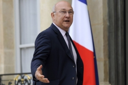 Michel Sapin, ministrul francez al Muncii: "Franta este un stat falimentar" Michel Sapin, ministrul francez al Muncii: "Franta este un stat falimentar"
