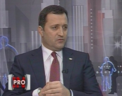 Vlad Filat recunoaste ca e vanator: Am fost si in Padurea Domneasca Vlad Filat recunoaste ca e vanator: Am fost si in Padurea Domneasca