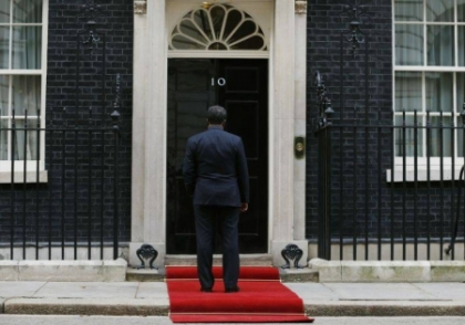 Un ministru britanic a cerut un Jaguar cu sofer pentru o distanta de 100 de metri
