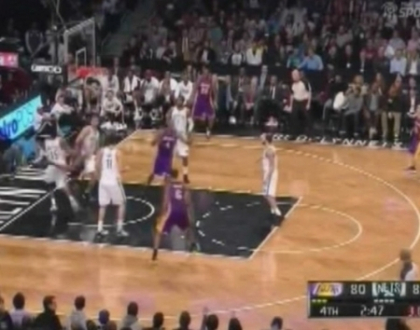 Los Angeles Lakers face senzatie chiar si fara vedete! A treia victorie consecutiva din deplasare Los Angeles Lakers face senzatie chiar si fara vedete! A treia victorie consecutiva din deplasare