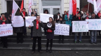 Protest la ANRE. Socialistii, nemultumiti de scumpirea carburantilor