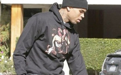 Chris Brown, implicat intr-un grav accident de circulatie. Masina artistului a fost serios avariata Chris Brown, implicat intr-un grav accident de circulatie. Masina artistului a fost serios avariata