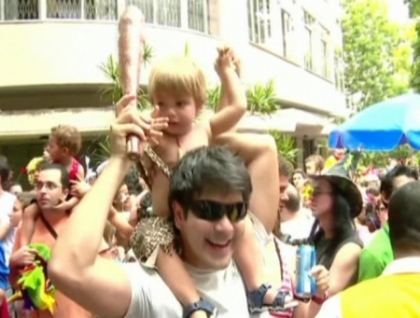 Brazilienii vor sa-si deprinda copiii cu ritmurile Carnavalului de la Rio! Uite cum o fac