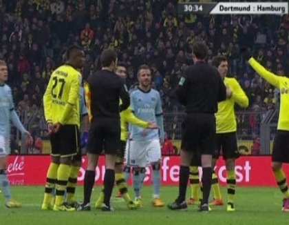 Hamburg a pus-o la respect pe Borussia Dortmund! Vezi cum a invins-o chiar la campioni acasa Hamburg a pus-o la respect pe Borussia Dortmund! Vezi cum a invins-o chiar la campioni acasa
