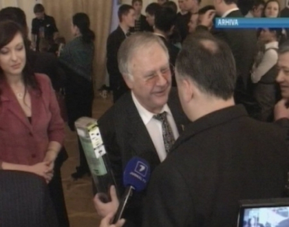 Dumitru Diacov implineste astazi 61 de ani! Ce cadou a primit de la sotie Dumitru Diacov implineste astazi 61 de ani! Ce cadou a primit de la sotie