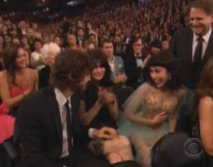 Noi nume pe scena de la Grammy! "We are young" - melodia anului! Cine a mai triumfat la Los Angeles