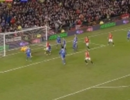Manchester United, foarte aproape de un nou titlu! Diavolii rosii s-au distantat la 12 puncte de City Manchester United, foarte aproape de un nou titlu! Diavolii rosii s-au distantat la 12 puncte de City