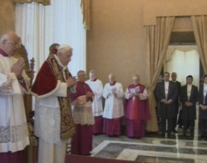 Traian Basescu s-a intalnit la Vatican cu Papa de la Roma. Ce cadou i-a adus Traian Basescu s-a intalnit la Vatican cu Papa de la Roma. Ce cadou i-a adus