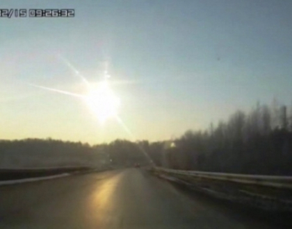 Peste o mie de persoane ranite. Meteoritul cazut in Celeabinsk a provocat pagube de milioane de dolari Peste o mie de persoane ranite. Meteoritul cazut in Celeabinsk a provocat pagube de milioane de dolari