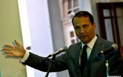 Ministrul de Externe al Poloniei: Ucraina va semna inaintea Republicii Moldova Acordul de asociere cu UE Ministrul de Externe al Poloniei: Ucraina va semna inaintea Republicii Moldova Acordul de asociere cu UE