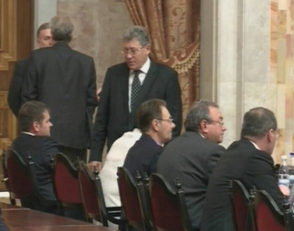 Nicolae Timofti incearca sa-i impace pe liderii Aliantei. Ce spun acestia Nicolae Timofti incearca sa-i impace pe liderii Aliantei. Ce spun acestia
