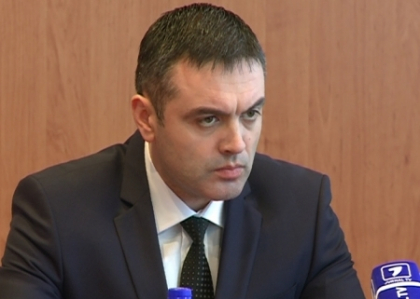 PLDM-istii il mai invita o data pe Chetraru sa dea explicatii. De ce seful CNA refuza sa mearga PLDM-istii il mai invita o data pe Chetraru sa dea explicatii. De ce seful CNA refuza sa mearga
