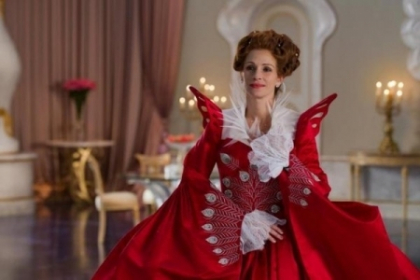 Moda la Oscar 2013: cele mai frumoase costume din filme. Care sunt preferatele tale?
Moda la Oscar 2013: cele mai frumoase costume din filme. Care sunt preferatele tale?