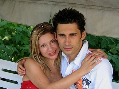 Iti place? Uite ce coafura avea si cum arata tanti Ludmila acum 30 de ani - FOTO
Iti place? Uite ce coafura avea si cum arata tanti Ludmila acum 30 de ani - FOTO
