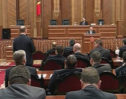 Hohote de ras in Parlament! Cum au decis deputatii sa creeze o comisie de ancheta privind situatia de la BEM