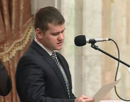 PL despre interceptari: Sa vina ministrul Sanatatii sa ne explice efectul datului cu capul de asfalt