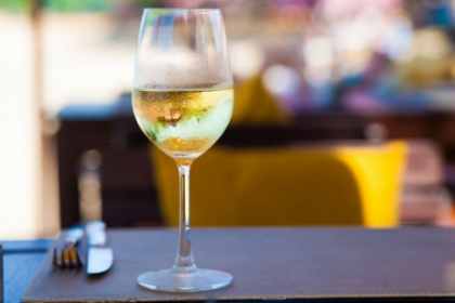 Cele mai bune vinuri romanesti, degustate de experti internationali. Concluziile lor vor fi publicate in &ldquo;The Wine Book of Romania"