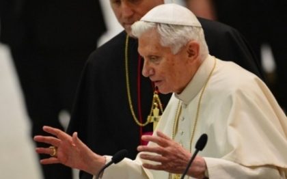 "Lobby gay" la Vatican.Unul din motivele care l-ar fi determinat pe Papa Benedict XVI sa demisioneze "Lobby gay" la Vatican.Unul din motivele care l-ar fi determinat pe Papa Benedict XVI sa demisioneze