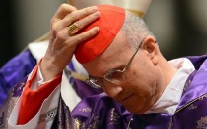 Cardinalul sambelan Tarcisio Bertone va deveni Papa "interimar" dupa demisia lui Benedict al XVI-lea Cardinalul sambelan Tarcisio Bertone va deveni Papa "interimar" dupa demisia lui Benedict al XVI-lea