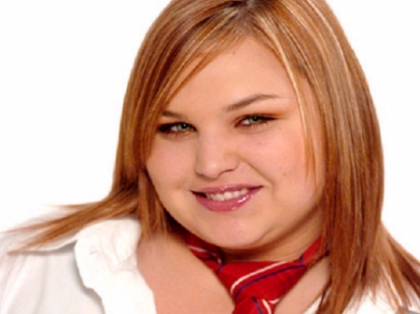 Iti mai amintesti de Celina din serialul Rebelde? Cum s-a transformat adolescenta plinuta intr-o femeie sexy - FOTO Iti mai amintesti de Celina din serialul Rebelde? Cum s-a transformat adolescenta plinuta intr-o femeie sexy - FOTO