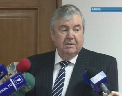 Mircea Snegur, internat in spital. Primul presedinte urmeaza sa fie operat in scurt timp Mircea Snegur, internat in spital. Primul presedinte urmeaza sa fie operat in scurt timp