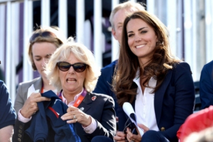 Kate Middleton nu e insarcinata cu adevarat? Cum a fost desfiintata ducesa de mama soacra
