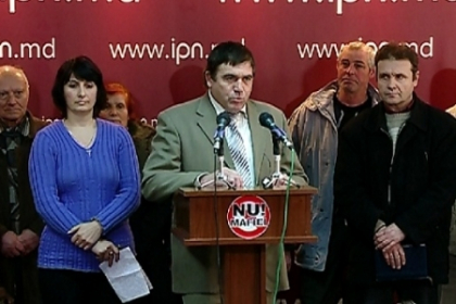 Mai multi consilieri raionali si locali din Cantemir, membri ai AIE au trecut la Miscarea Antimafie Mai multi consilieri raionali si locali din Cantemir, membri ai AIE au trecut la Miscarea Antimafie