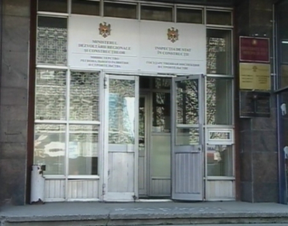 Angajatii de la FISC, intimidati dupa ce seful lor a fost retinut? Ce spune adjunctul lui Vicol
