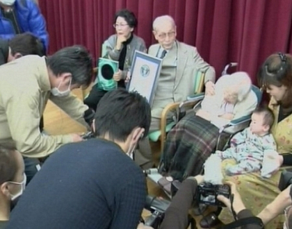 Cea mai in varsta femeie din lume este o japoneza, care are 114 ani! Guiness a premiat-o