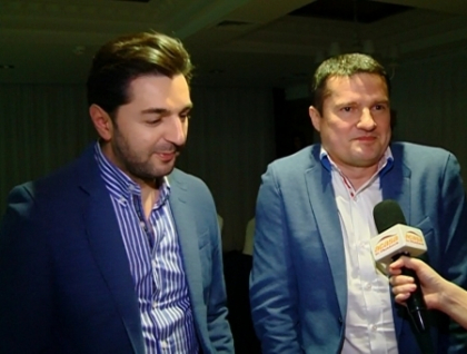 Nu doar femeile o patesc! Adrian Ursu si Marcel Stefanet, tinute identice la un eveniment - VIDEO
Nu doar femeile o patesc! Adrian Ursu si Marcel Stefanet, tinute identice la un eveniment - VIDEO