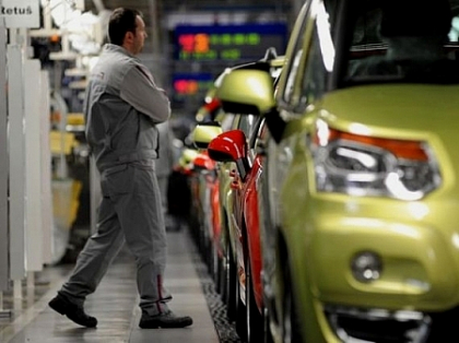 Lovitura pe piata auto. Al 2-lea mare producator din UE migreaza catre Moscova.Ce masini va construi