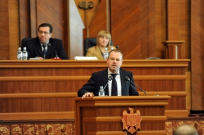 LIVE TEXT. Luari de cuvant in Parlament: Deputatii discuta motiunea de cenzura LIVE TEXT. Luari de cuvant in Parlament: Deputatii discuta motiunea de cenzura
