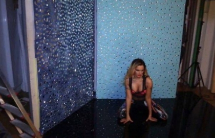Dezlantuirea Oanei Zavoranu! Uite cat de sexy apare intr-un pictorial incediar la cei aproape 40 de ani - VIDEO Dezlantuirea Oanei Zavoranu! Uite cat de sexy apare intr-un pictorial incediar la cei aproape 40 de ani - VIDEO