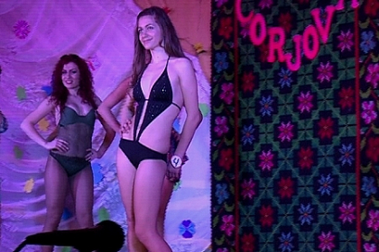 Una castiga, alta ia banii! Vezi ce fata din Corjova l-a vrajit pe Ghimpu si ce suma i-a dat liderul PL