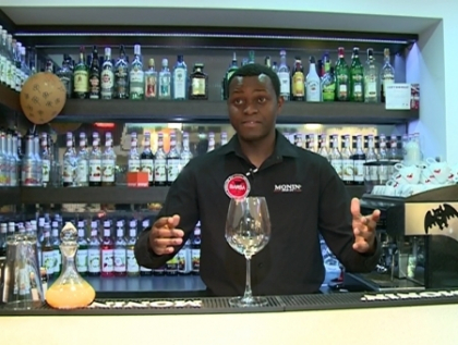 Cosmopolitan, Sangria sau Green Orange? Cum prepari cocktail-ul preferat acasa - VIDEO
