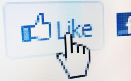 Studiu: Butonul "Like" de pe Facebook dezvaluie foarte multe informatii despre utilizatori Studiu: Butonul "Like" de pe Facebook dezvaluie foarte multe informatii despre utilizatori