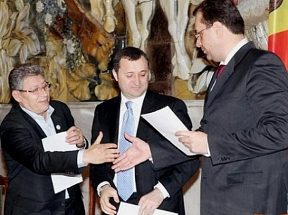Unda verde pentru negocieri. PL, PLDM si PD se intalnesc azi. Afla la ce ora si unde