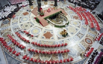 La Vatican s-au conturat doua tabere. Ce s-a intamplat in spatele usilor inchise in Capela Sixtina La Vatican s-au conturat doua tabere. Ce s-a intamplat in spatele usilor inchise in Capela Sixtina