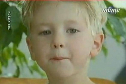 A cucerit PLANETA la doar patru ani! Povestea trista a bebelusului care canta "Dur, Dur, D\'etre Bebe"
A cucerit PLANETA la doar patru ani! Povestea trista a bebelusului care canta "Dur, Dur, D\'etre Bebe"