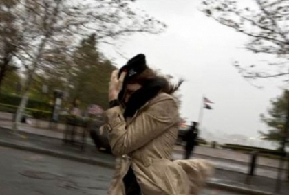 Avertizare meteo! Meteorologii au emis COD GALBEN de vant. Timpul se raceste Avertizare meteo! Meteorologii au emis COD GALBEN de vant. Timpul se raceste